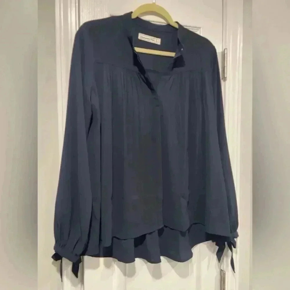 Abercrombie & Fitch Navy Blue Long Sleeve Pleated Blouse
